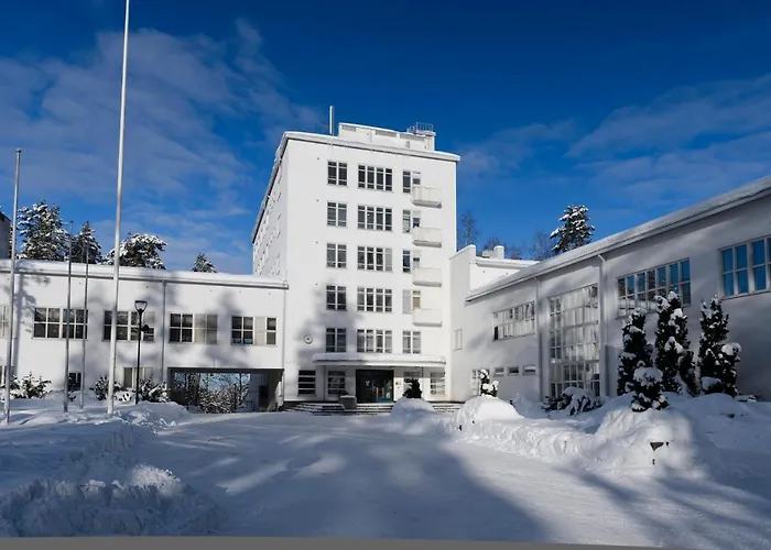 Sporttihotelli Pihkala מלון