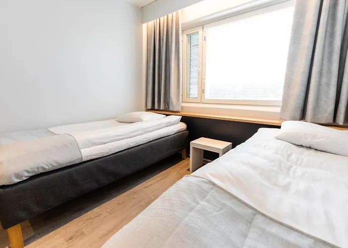 מלון Sporttihotelli Pihkala *